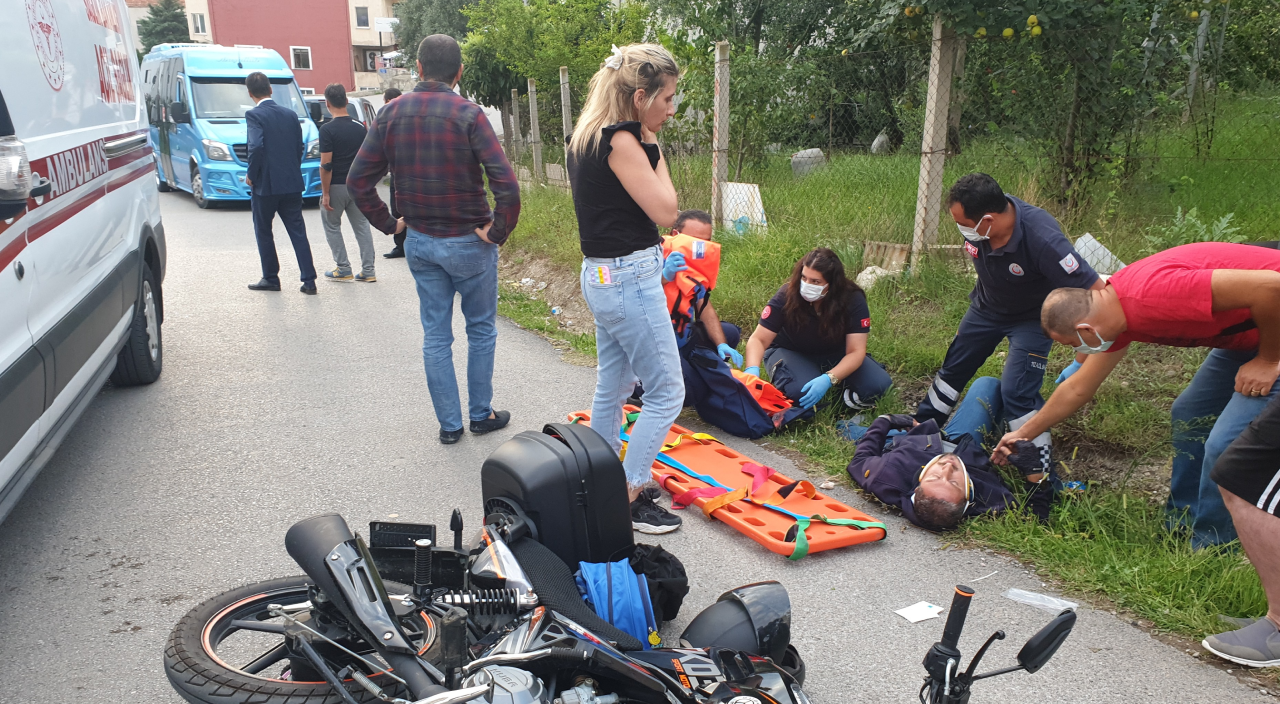 Otomobil ile motosiklet çarpıştı! 1 kişi yaralandı